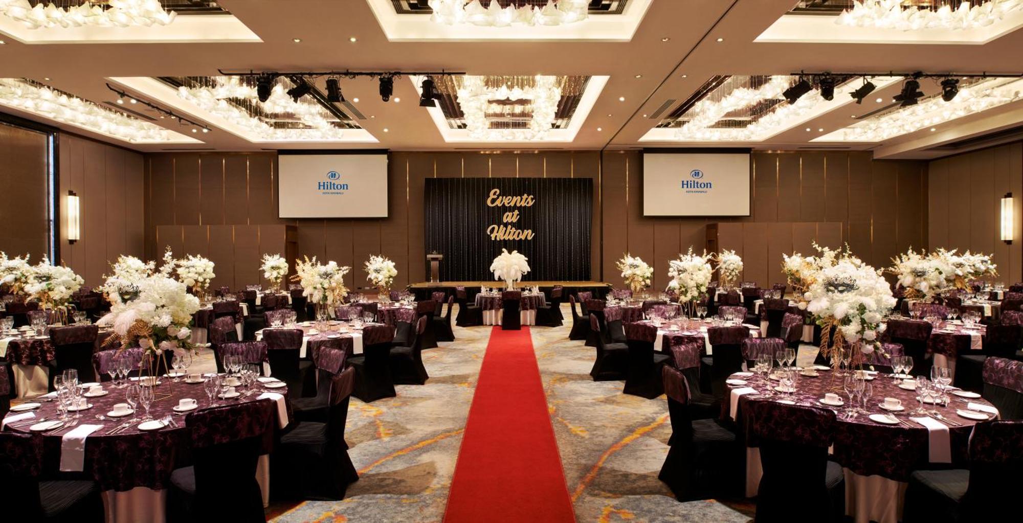 Готель Hilton Кота-Кінабалу Екстер'єр фото The ballroom